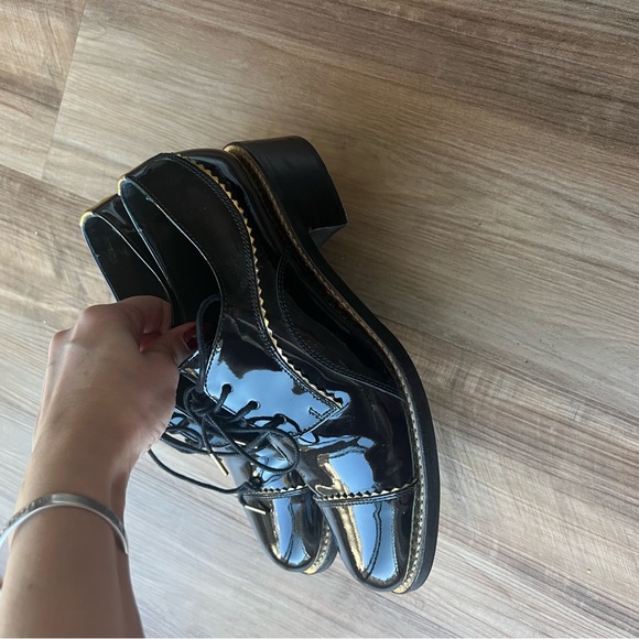 The office of Angela Scott patent leather heeled oxfords size 36 - Picture 5 of 11